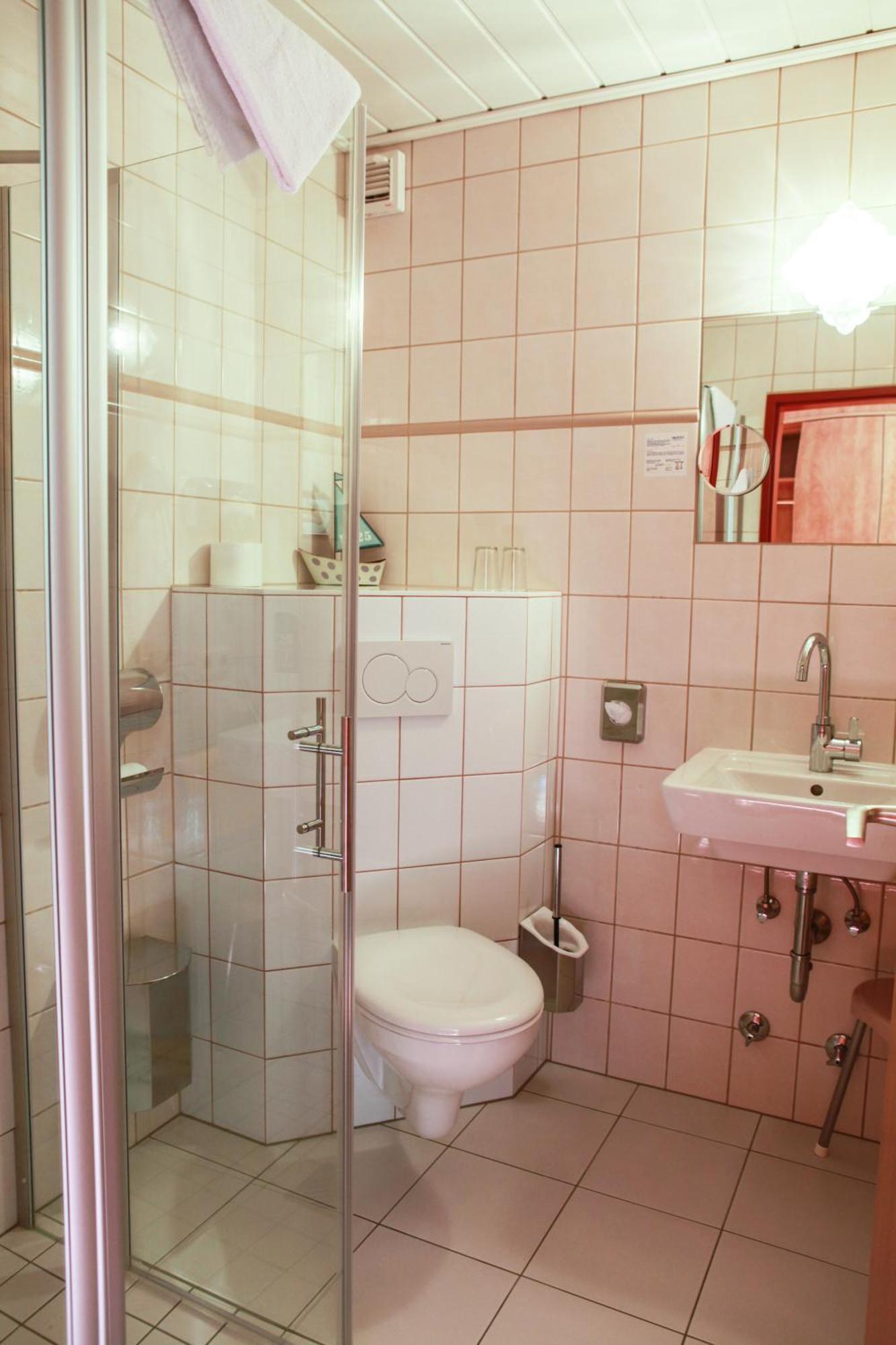 Hotel Reinhold Ґуммерсбах Екстер'єр фото
