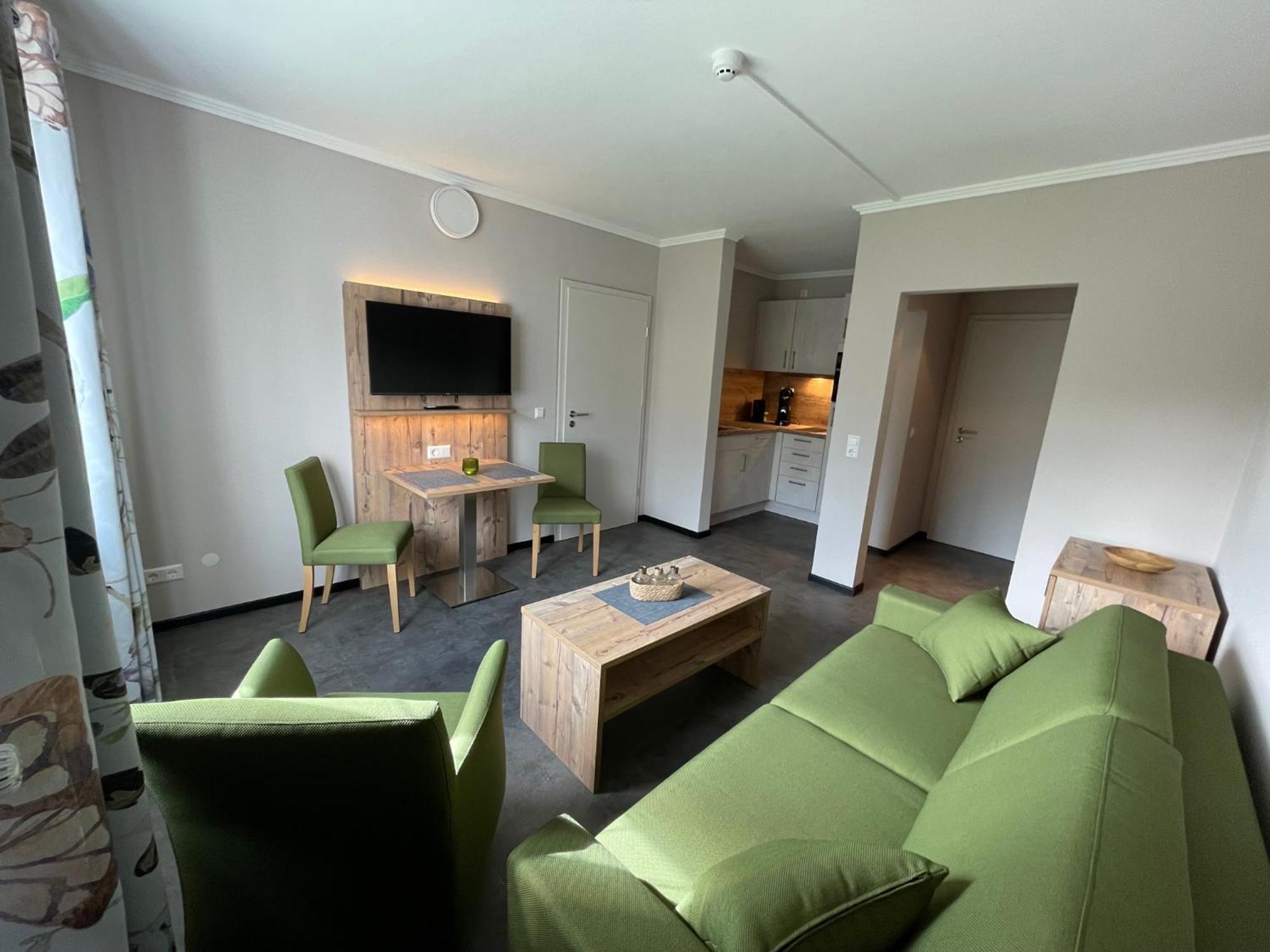 Hotel Reinhold Ґуммерсбах Екстер'єр фото